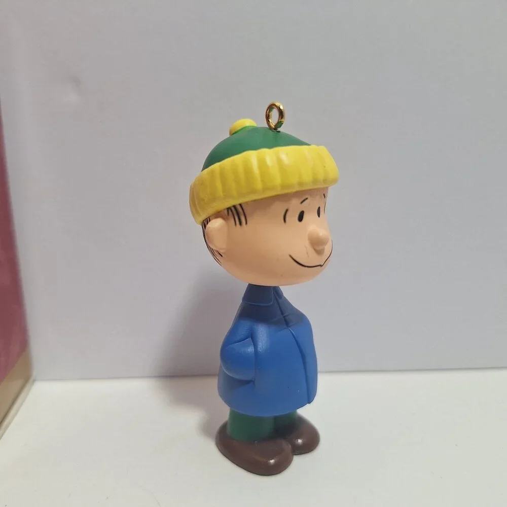 Hallmark Keepsake Ornament Linus Peanuts Charlie Brown Christmas 30th Anniv - Picture 10 of 13